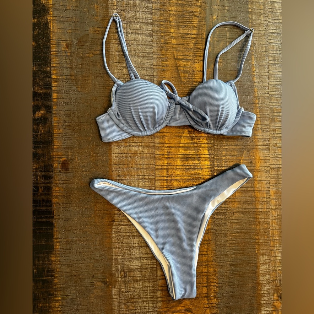 NWOT Volafa WomenMs Sexy Bikini Size Small Powder Blue Underwire Gathered Top